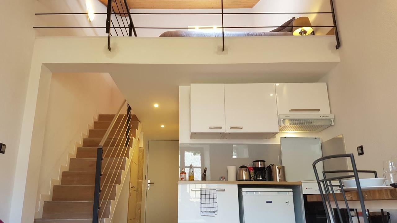 Appartements Coeur De Village Сен-Жан-дю-Брюэль Экстерьер фото